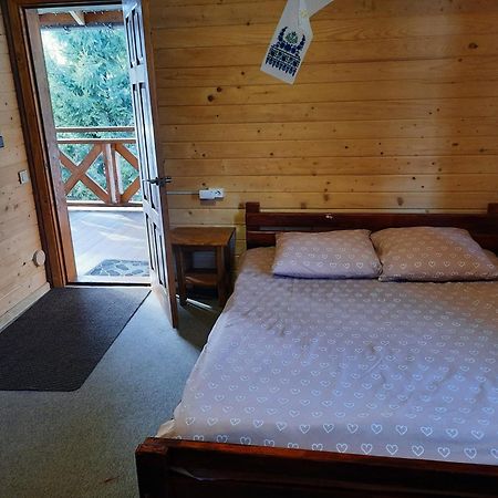 Krym Hotell Jaremtje Exteriör bild