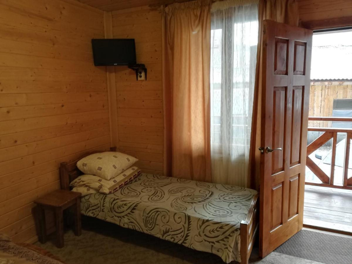 Krym Hotell Jaremtje Exteriör bild
