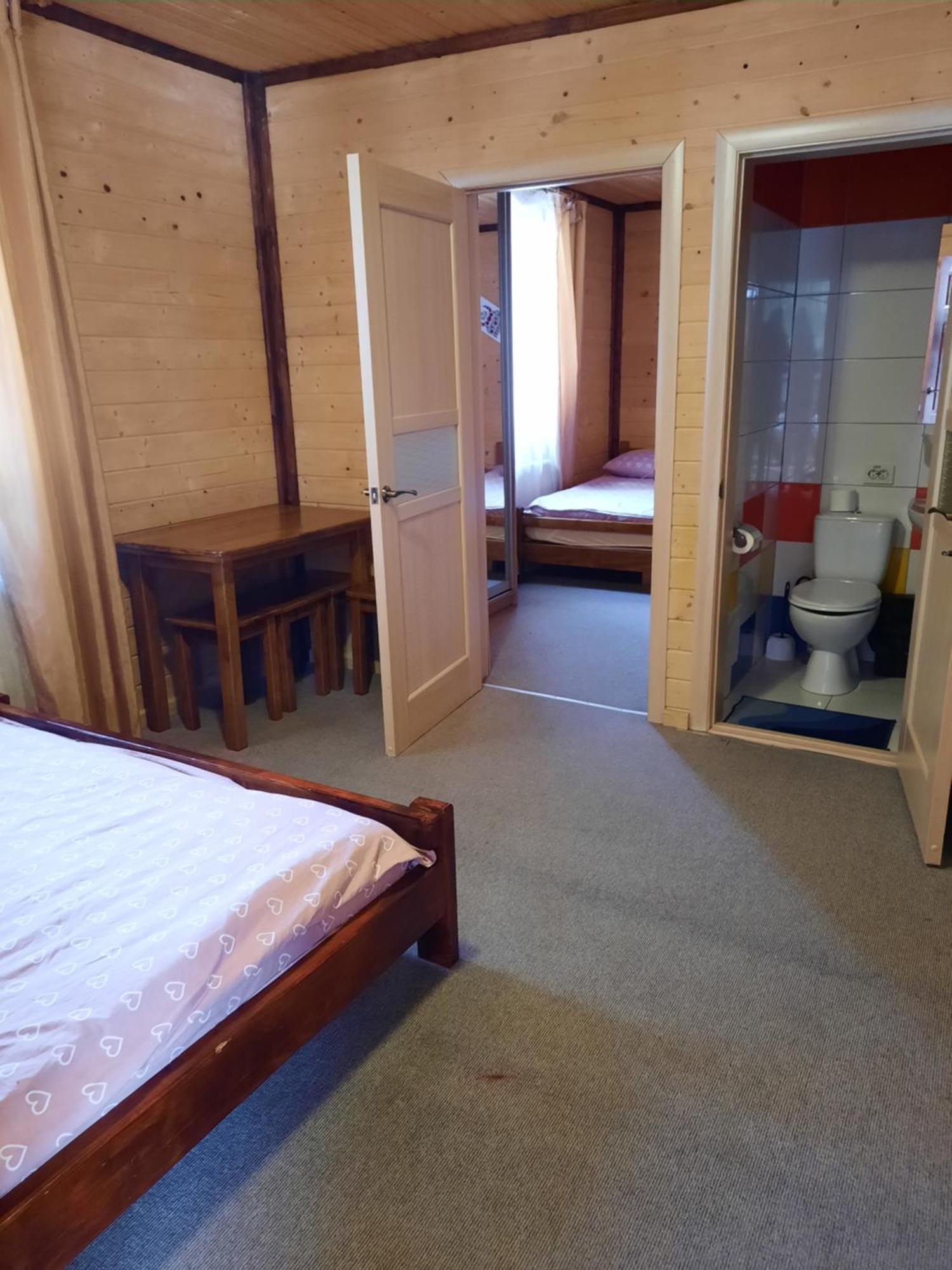 Krym Hotell Jaremtje Exteriör bild