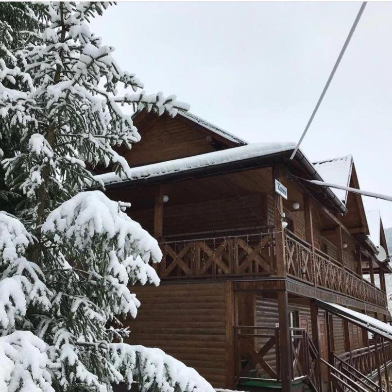 Krym Hotell Jaremtje Exteriör bild