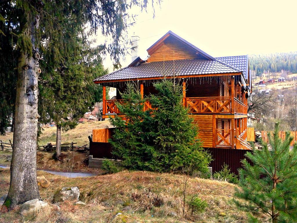 Krym Hotell Jaremtje Exteriör bild